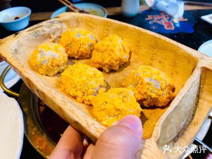 四川香天下火锅(五角场店)咸蛋黄虾滑图片