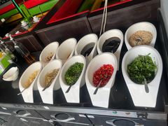 自助调料区-七友美蛙鱼头火锅(坂田店)