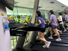 -超鹿运动(达信大厦店)