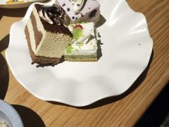 -小鱼小牛·鱼牛干锅·脆鱼火锅(世欧广场店)