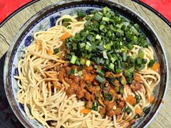 -牛师傅牛肉面(尚隆路店)