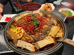 -辣尚瘾·烤鱼·新川菜(牡丹园直营店)