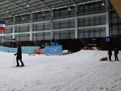 -乔波室内滑雪场