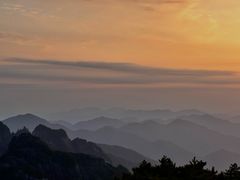 -黄山光明顶山庄