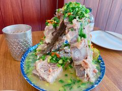 夜市网红火山排骨-曼谷食堂·泰国家庭料理(丹桂路店)