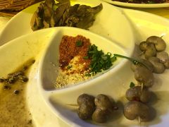 -兔行天下-鸿鹤鲜锅兔(中海国际店)