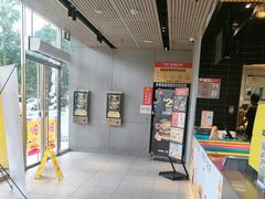 -麦当劳(中二横路店)