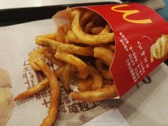 -麦当劳(轻轨曹杨路店)