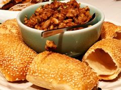 松仁鸡米叉子饼-夜上海(新天地店)