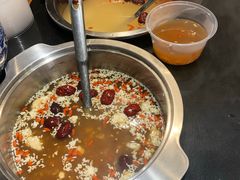 -八一路好吃街(雨田商务大厦店)