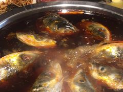 -忘情水鱼头·鲜鱼火锅(滨江中路店)