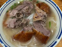 -香辉食馆(新兴路店)