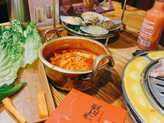 -青瓦炭韩潮烤肉(花园道店)
