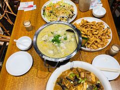 -日月昇海鲜码头(开发区五彩城店)