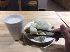 -凤起龙游老面包子(凯德晶品店)
