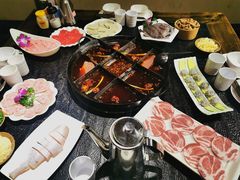 -仁虎老火锅(黄泥磅店)