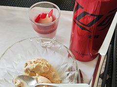 -圣丰索菲特·2 On 988 Café 自助餐厅