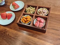-梅间堂茶馆(绿地缤纷城店)