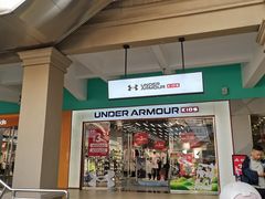 -王府井奥莱临潼小镇(临潼店)