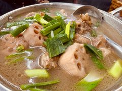 猪弯骨藕汤-小民大排档(光谷店)
