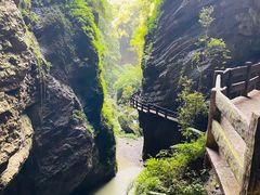 -龙水峡地缝景区