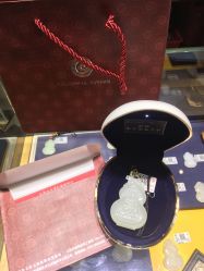 -北京七彩云南翡翠珠宝旗舰店(月坛店)