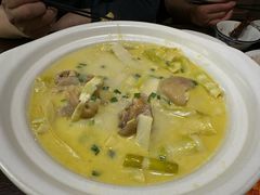 -阿峰饭店·本地土菜馆·农家土鸡煲·一品神仙鸡(报福店)