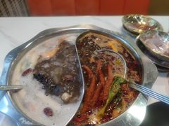 -尚品海鲜肥牛自助火锅(湖明店)
