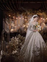 点击看大图 -伯瓷皇后婚纱艺术空间