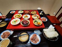 -蓝田九大碗民俗食府(蓝田店)