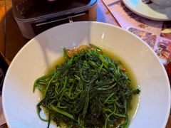 -黄泥岗·地道湖北菜(奥特莱斯店)