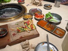 -蚂蚁洞·烤肉大营地(上海静安大悦城店)