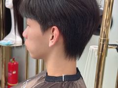 -LAQUEEN 时尚健康假发(万象城总店)