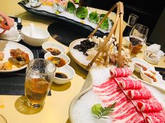 -余欢领鲜火锅(新街口店)