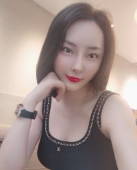 -变画·发型STUDIO