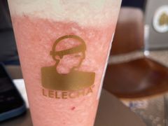 草莓桃子酪酪-LELECHA乐乐茶(三里屯店)