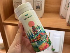 -杭州湖滨银泰in77