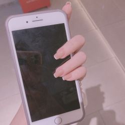 -一笔绣狂草美甲坊