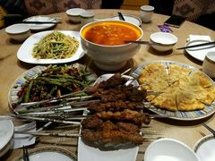 -大巴扎的姑娘(荣盛时代广场店)