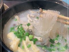 -鸭小妹鸭血粉丝(老门东店)