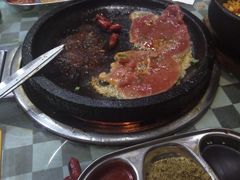 -韩红石板肉(范西路店)