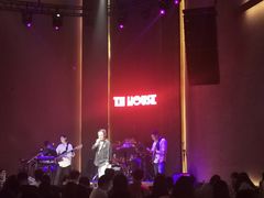 -TZ House音乐现场(来福士中心店)