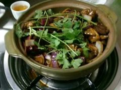 -胡须佬鸡煲四季火锅店(石厦西村直营店)