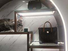 -聚云奢二手奢侈品黄金手表包包回收·中古店(上海店)