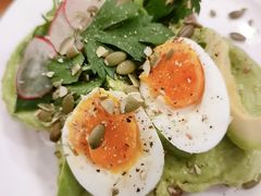 牛油果吐司-Egg•Allday Brunch(襄阳北路店)