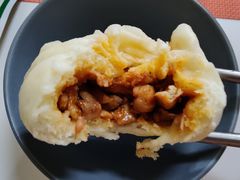 麻辣香菇鸡丁包-老陶包子铺(南大西南村店)
