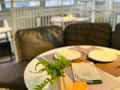 -Oasis Bar & Grill