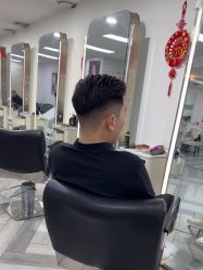 -米娜护肤造型