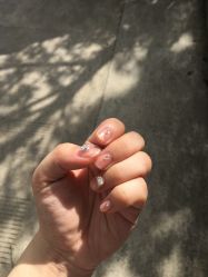 -EMILY艾枚莉美甲美睫·美颜·现磨咖啡