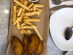 -必胜客(中大银泰店)